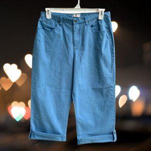 Women's Cropped Capri Pants Jeans Size 10 Mid Rise Sky Blue Christopher & Banks